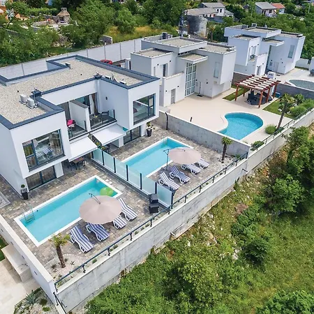 Amazing In Kostelj With Wifi * Grizane-Belgrad