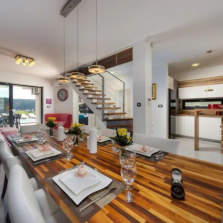 Holiday home Amazing In Kostelj With Wifi Grizane-Belgrad